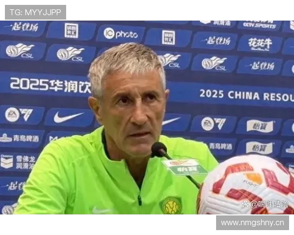 塞蒂恩赛后提前走回休息室未与球员击掌引发热议幕后原因分析 塞蒂恩赛后提前走回休息室未与球员击掌引发热议幕后原因分析