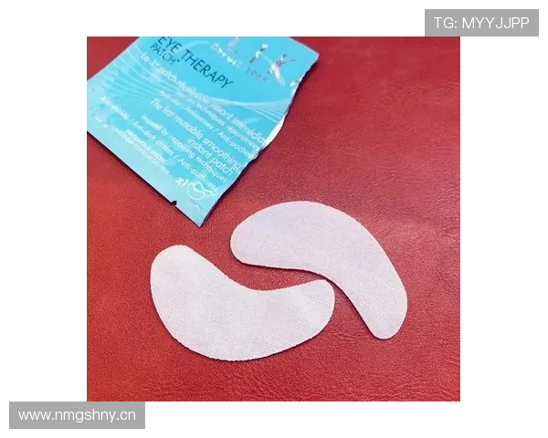 亚马尔脸上贴星形贴纸实现皮肤保护与消炎双重功效