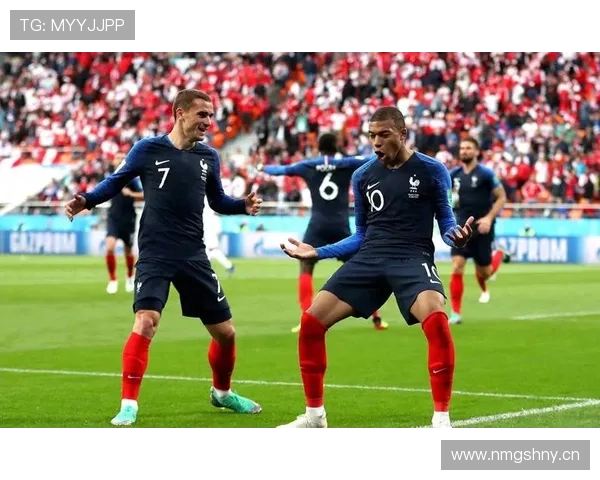 外媒评选本赛季最佳阵容至今出炉 揭示足球世界的强者之选 外媒评选本赛季最佳阵容至今出炉 揭示足球世界的强者之选